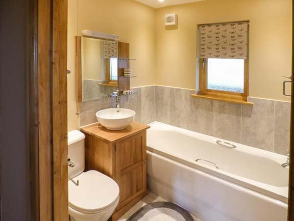 Valley View Lodge Trelystan 외부 사진
